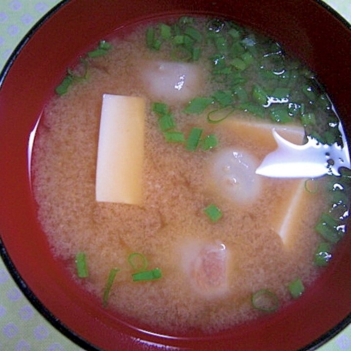 小芋と豆腐の味噌汁